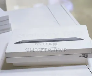 Photo - New Samsung Galaxy Tab S9 FE 128 GB Silver