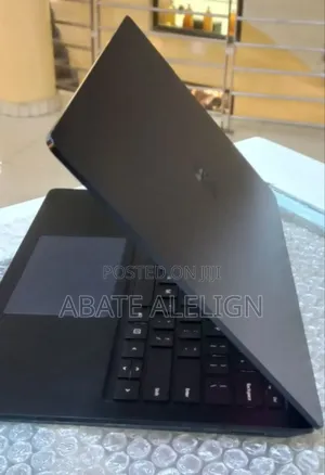 New Laptop Microsoft Surface Laptop 4 16GB Intel Core I7 SSD 512GB