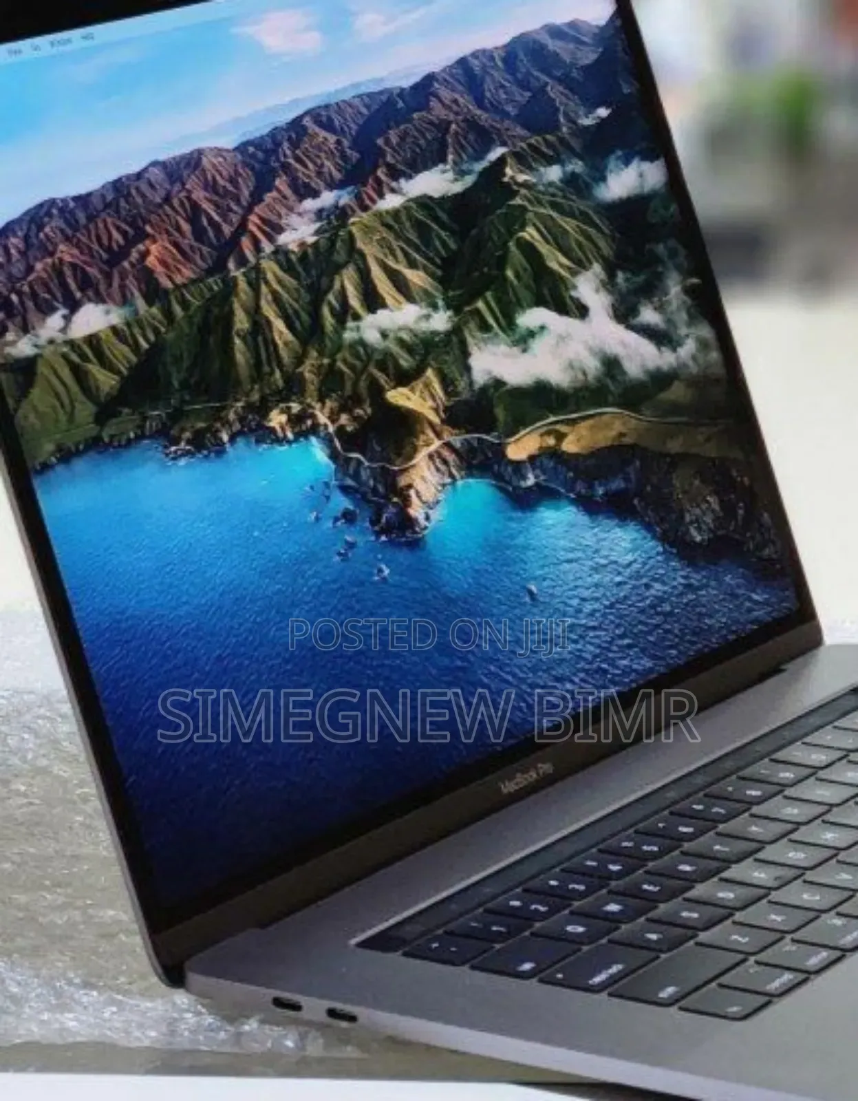 New Laptop Apple MacBook Pro 2017 16GB Intel Core I7 SSD 512GB