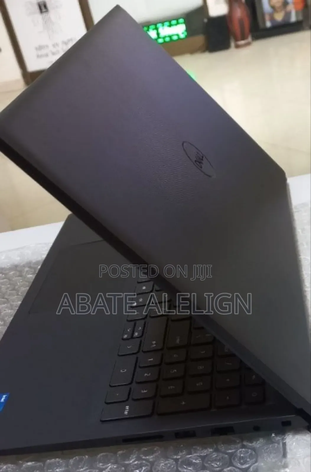 New Laptop Dell Vostro 3520 16GB Intel Core I5 SSD 512GB