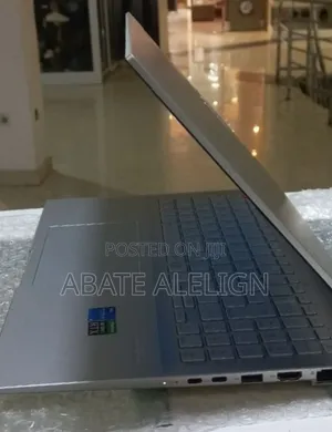 Photo - New Laptop Asus VivoBook 15 X505BA 16GB Intel Core I5 SSD 512GB