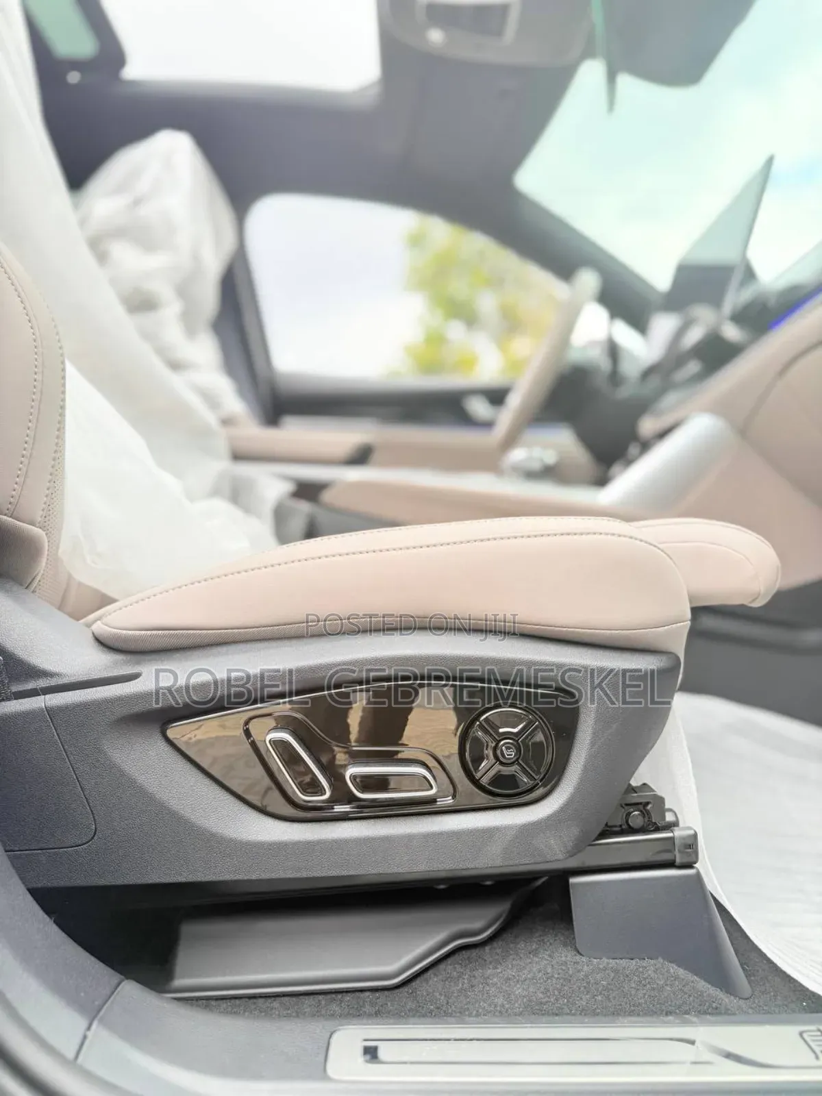 New BYD Tang DM-i 2025 Beige