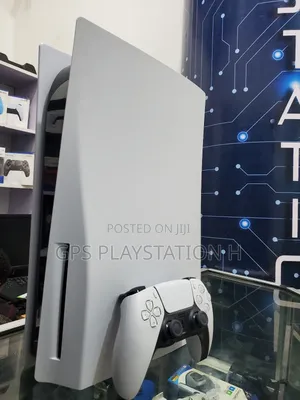 Photo - Playstation 5 Standard Model 🅶🆂 Playstation ብዛት የሚፈልግ አስገብተናል