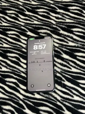 Photo - Apple iPhone 13 Pro 128 GB Blue