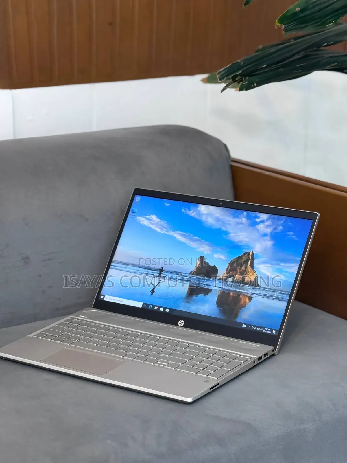 New Laptop HP Pavilion 15 8GB Intel Core I5 HDD+SSD 1T