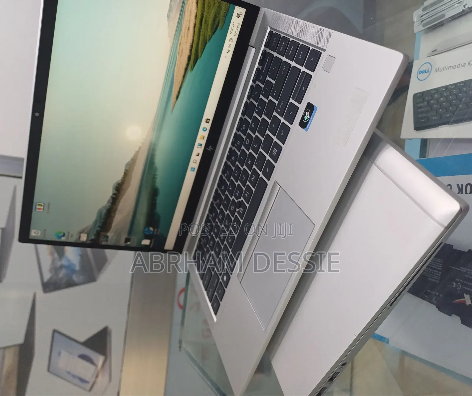 New Laptop HP EliteBook 840 G8 16GB Intel Core I7 SSD 512GB