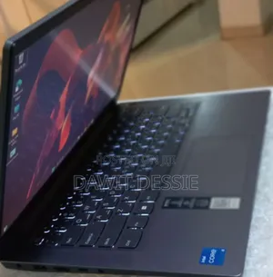 New Laptop Lenovo 8GB Intel Core I5 SSD 512GB