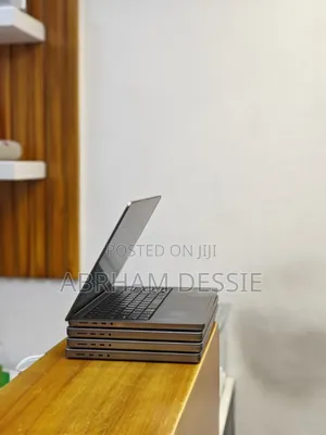 New Laptop Apple MacBook Pro M1 16GB Apple M1 SSD 512GB