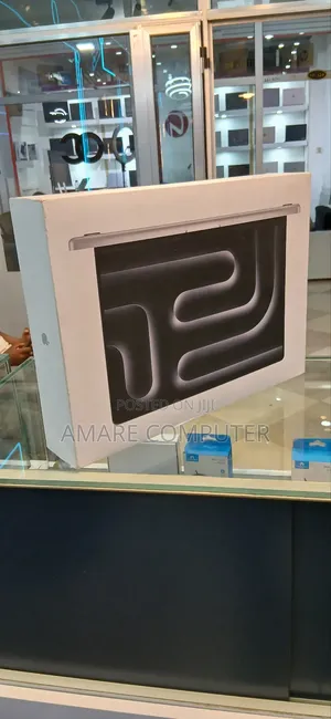 New Laptop Apple MacBook Pro 24GB Apple M4 Pro SSD 512GB