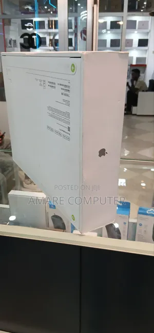 New Laptop Apple MacBook Pro 24GB Apple M4 Pro SSD 512GB