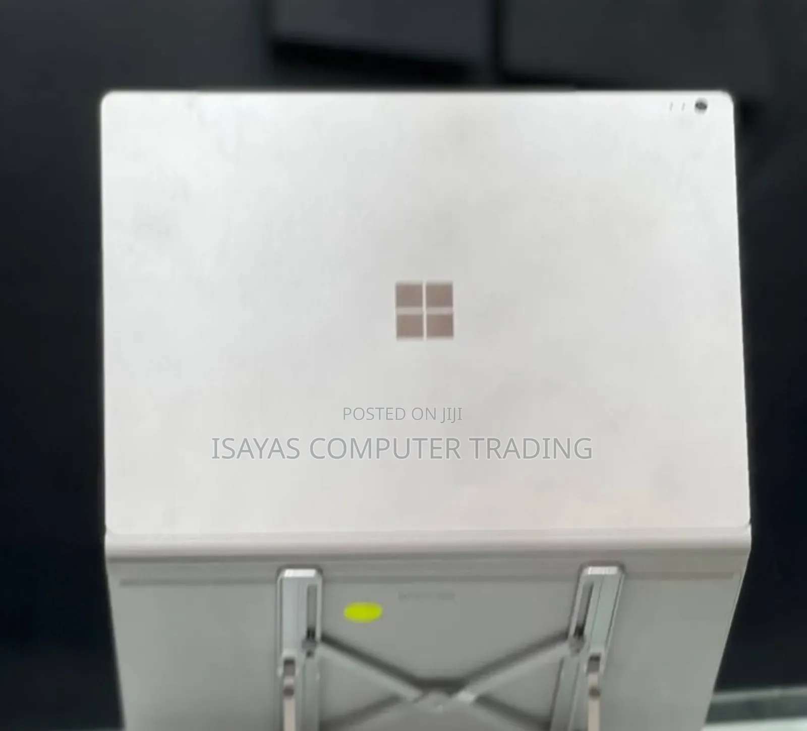 New Laptop Microsoft Surface 8GB Intel Core I5 SSD 256GB