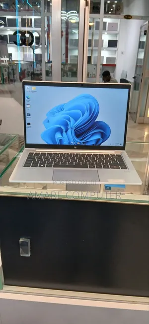 New Laptop HP EliteBook 830 G7 16GB Intel Core I5 SSD 512GB