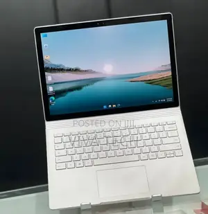 New Laptop Microsoft Surface Book 2 8GB Intel Core I5 SSD 256GB