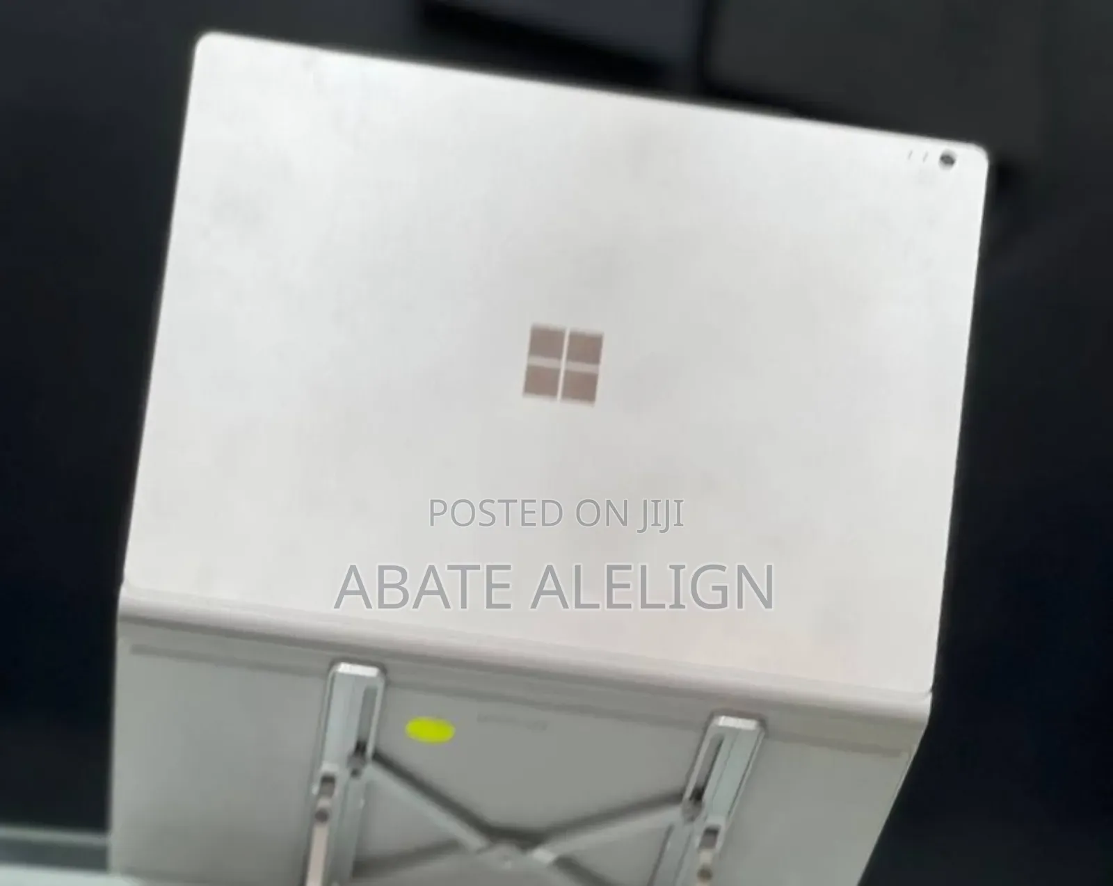 New Laptop Microsoft Surface Book 2 8GB Intel Core I5 SSD 256GB