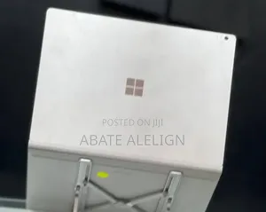 New Laptop Microsoft Surface Book 2 8GB Intel Core I5 SSD 256GB